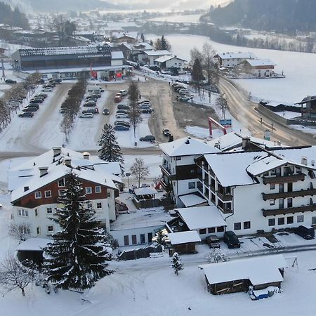 Sport Und Familienhotel Klausen キルヒベルク・イン・チロル エクステリア 写真
