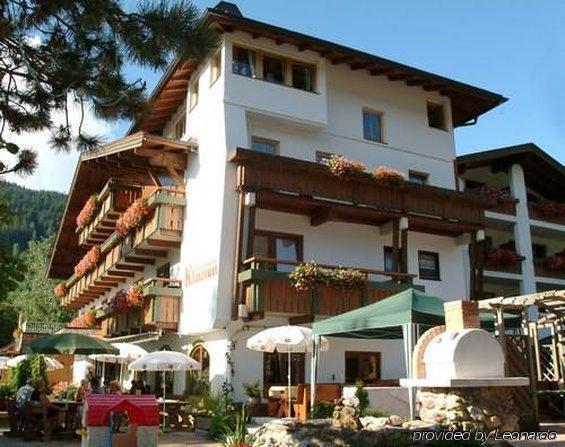 Sport Und Familienhotel Klausen キルヒベルク・イン・チロル エクステリア 写真