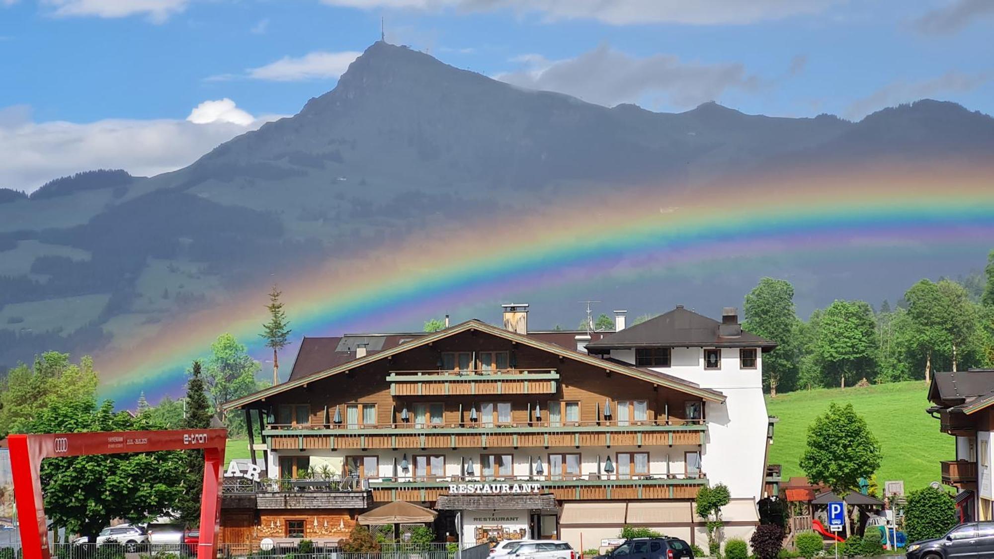 Sport Und Familienhotel Klausen キルヒベルク・イン・チロル エクステリア 写真